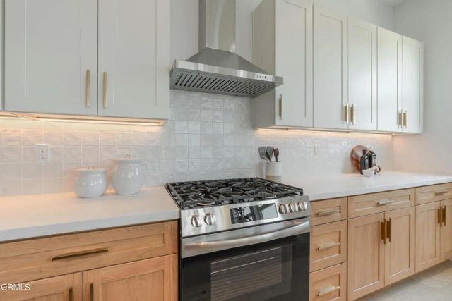 3874 W Point Drive, Los Angeles, CA 90065