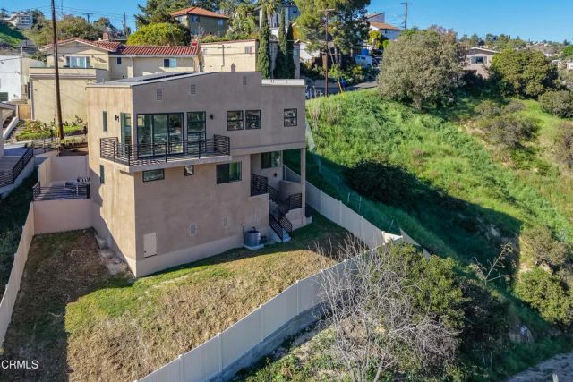 3874 W Point Drive, Los Angeles, CA 90065