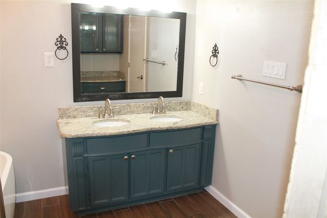 1906 Mimosa Drive, Corsicana, TX 75110