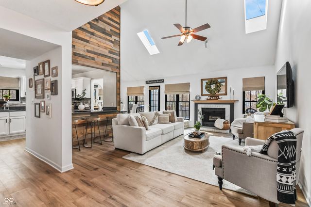 11517 Crescent Court, Indianapolis, IN 46236