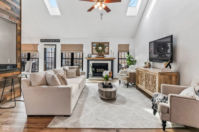 11517 Crescent Court, Indianapolis, IN 46236