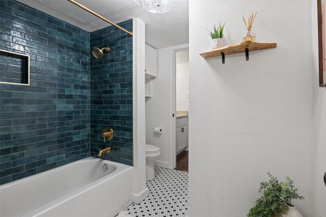 4159 Steck Ave 107, Austin, TX 78759