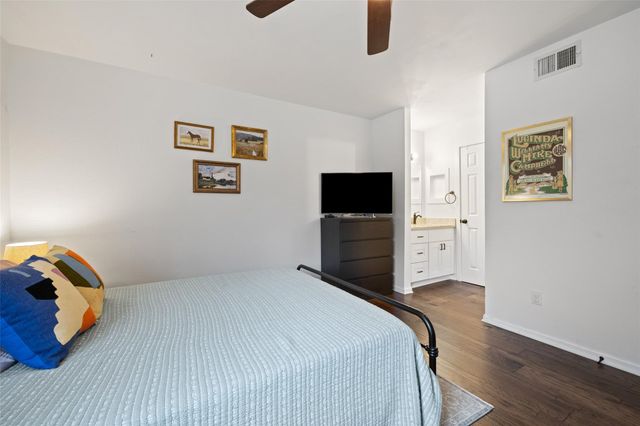 4159 Steck Ave 107, Austin, TX 78759