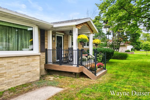 5183 Mcdowell Street, Norton Shores, MI 49441