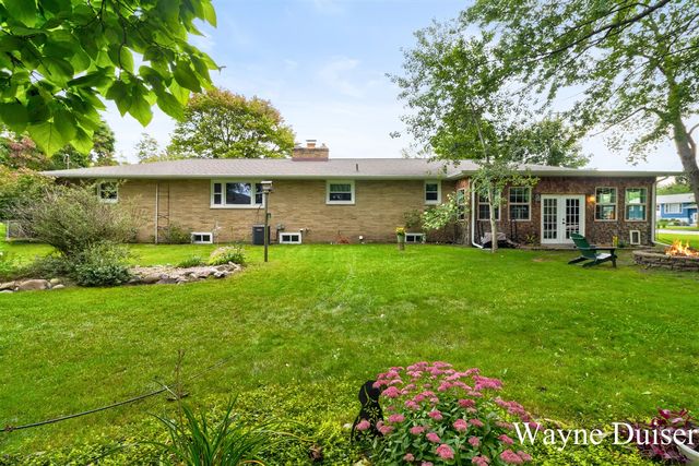 5183 Mcdowell Street, Norton Shores, MI 49441