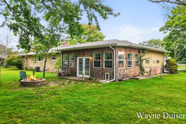 5183 Mcdowell Street, Norton Shores, MI 49441