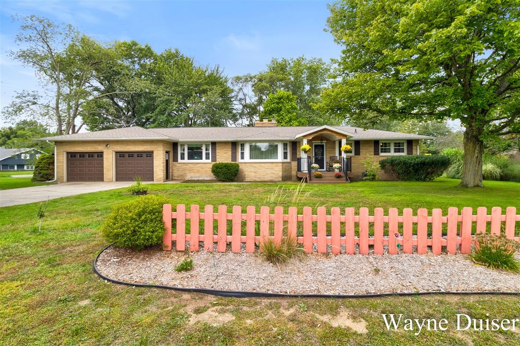 5183 Mcdowell Street, Norton Shores, MI 49441