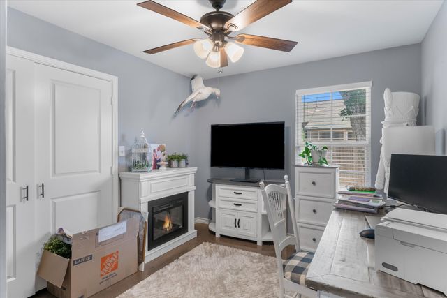 309 S Crockett Street, Edgewood, TX 75117