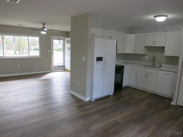 1754 W Loveland Avenue, Loveland, OH 45140