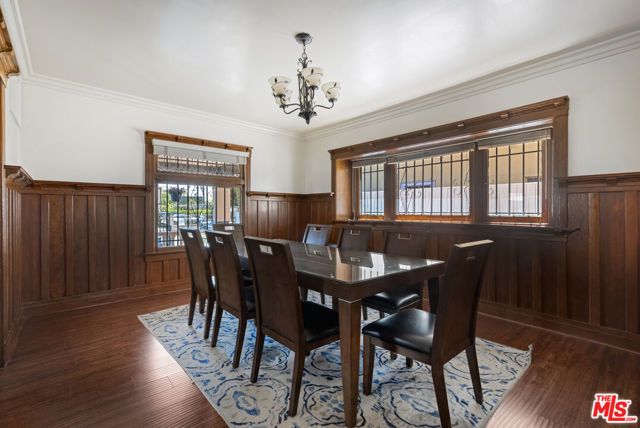 1825 S Oxford Avenue, Los Angeles, CA 90006