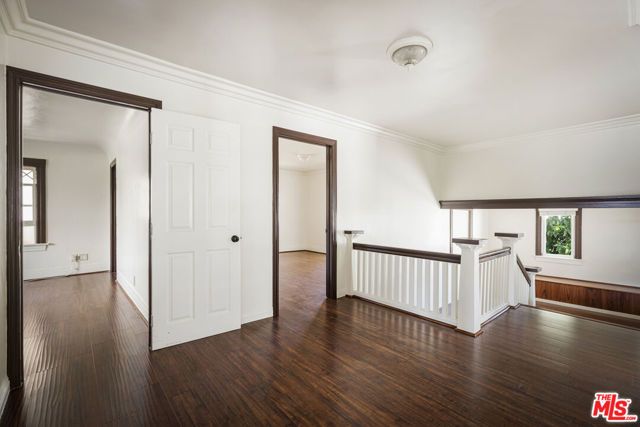 1825 S Oxford Avenue, Los Angeles, CA 90006