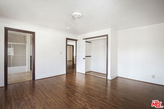 1825 S Oxford Avenue, Los Angeles, CA 90006