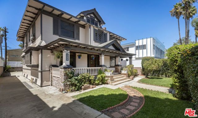 1825 S Oxford Avenue, Los Angeles, CA 90006