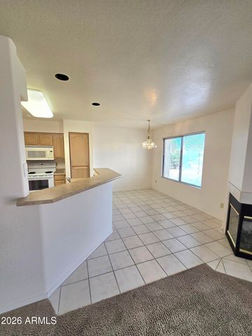 16715 E EL LAGO Boulevard 211, Fountain Hills, AZ 85268