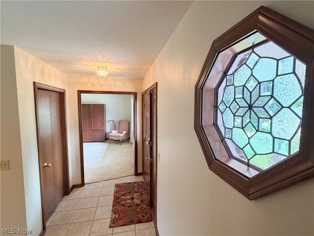 2975 Vincent Drive, Seven Hills, OH 44131