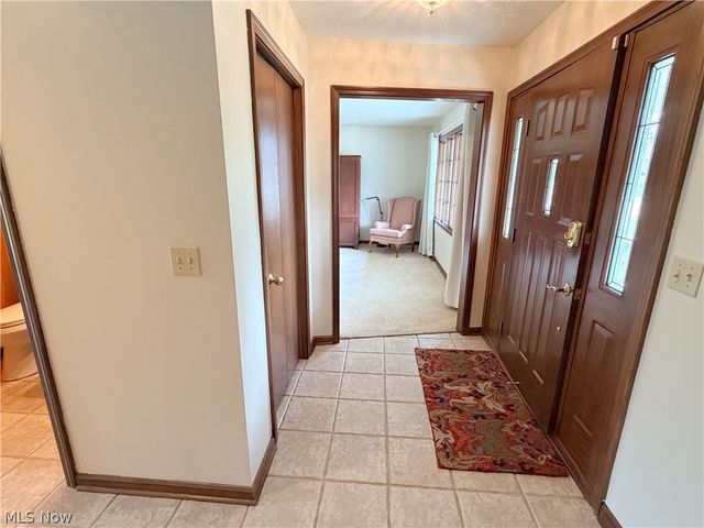 2975 Vincent Drive, Seven Hills, OH 44131