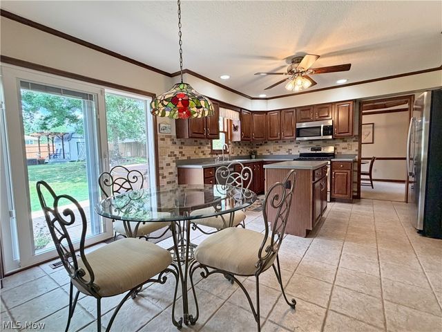 2975 Vincent Drive, Seven Hills, OH 44131