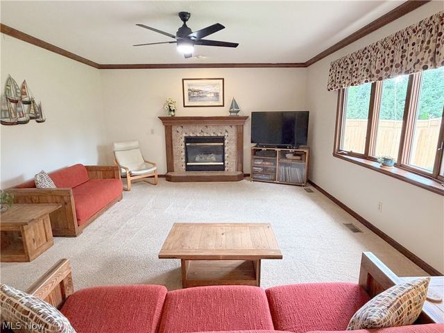 2975 Vincent Drive, Seven Hills, OH 44131
