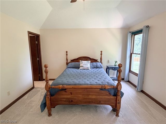 2975 Vincent Drive, Seven Hills, OH 44131