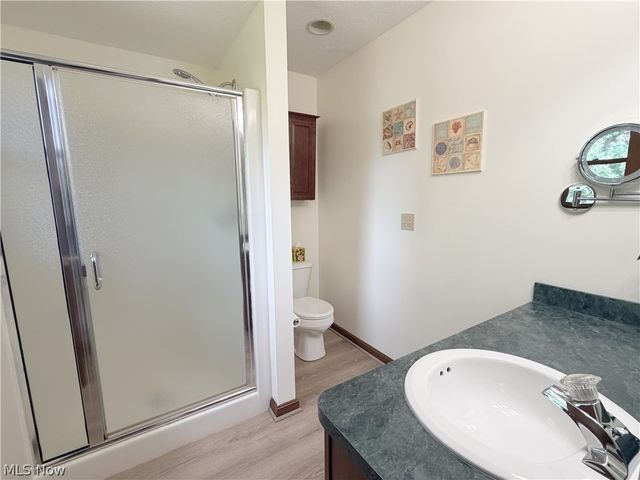 2975 Vincent Drive, Seven Hills, OH 44131