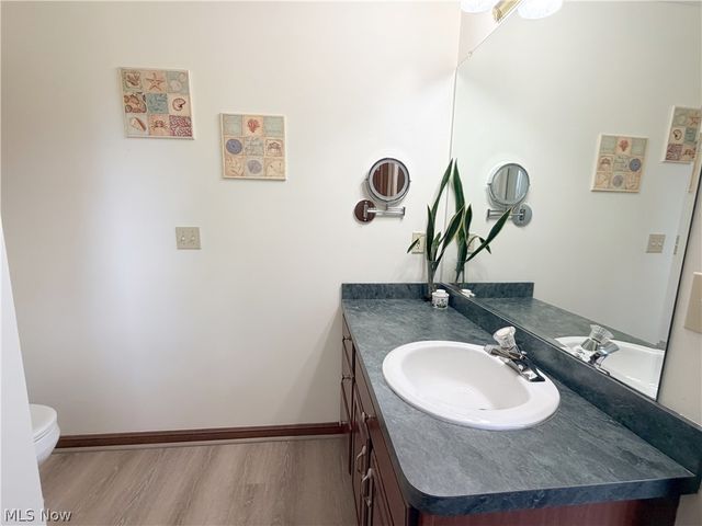 2975 Vincent Drive, Seven Hills, OH 44131
