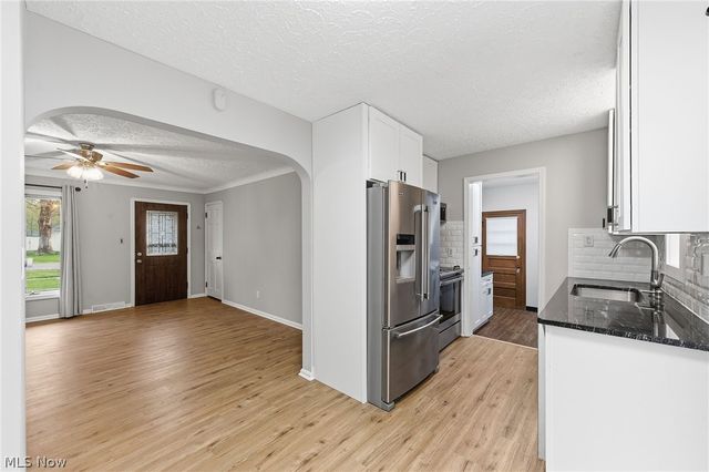 121 Beck Road, Avon Lake, OH 44012