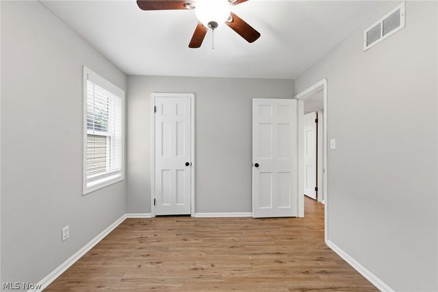 121 Beck Road, Avon Lake, OH 44012