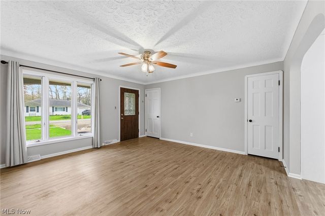 121 Beck Road, Avon Lake, OH 44012