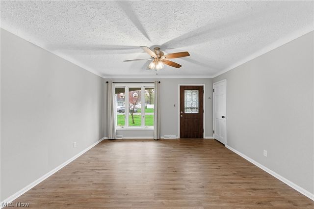 121 Beck Road, Avon Lake, OH 44012