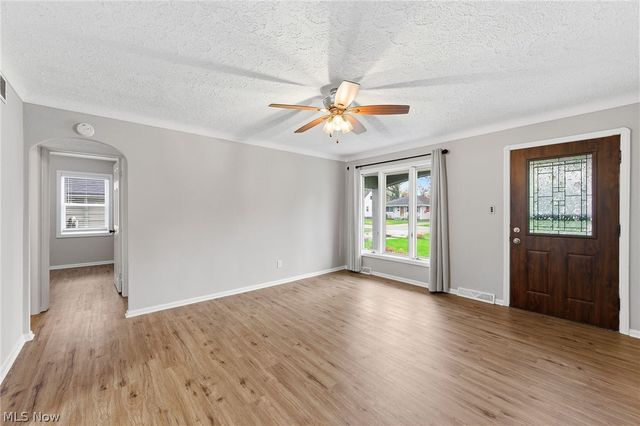 121 Beck Road, Avon Lake, OH 44012