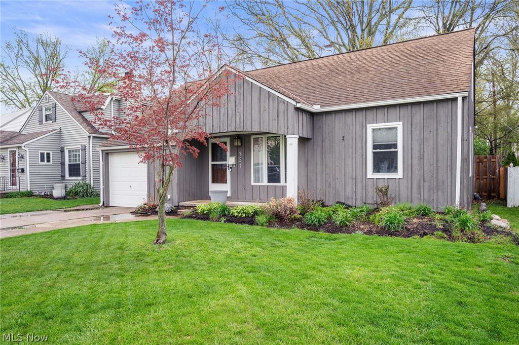 121 Beck Road, Avon Lake, OH 44012