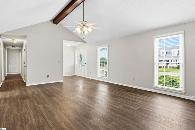 114 Fairview Place, Greer, SC 29651
