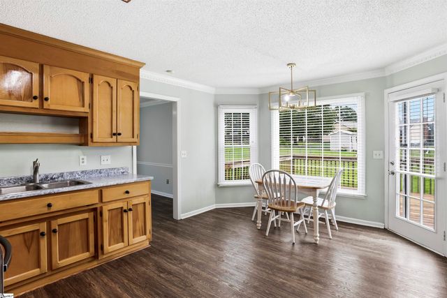 114 Fairview Place, Greer, SC 29651
