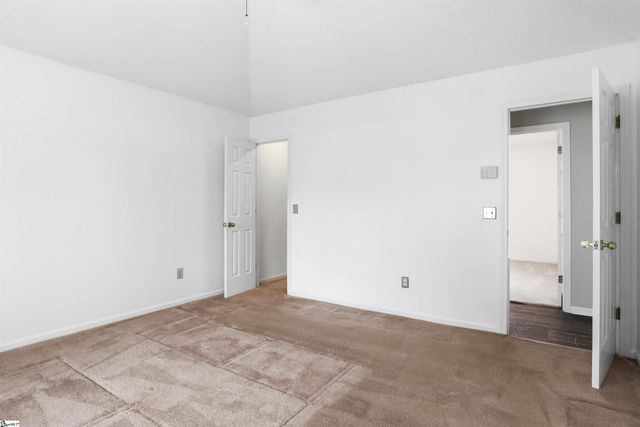 114 Fairview Place, Greer, SC 29651