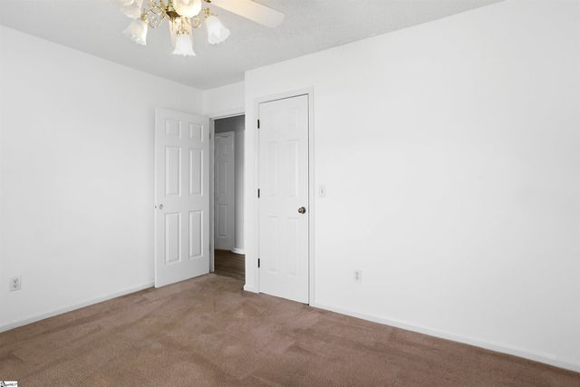 114 Fairview Place, Greer, SC 29651