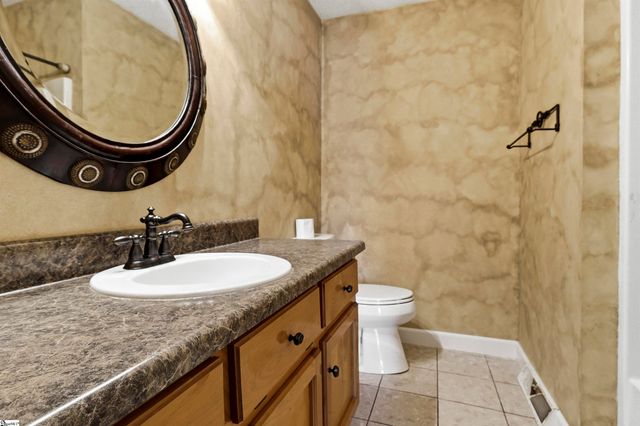 114 Fairview Place, Greer, SC 29651