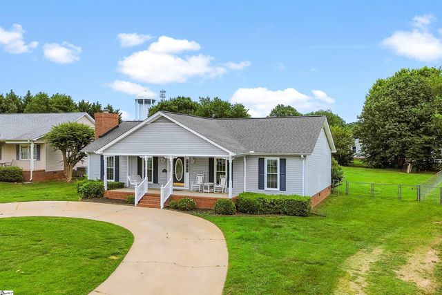 114 Fairview Place, Greer, SC 29651