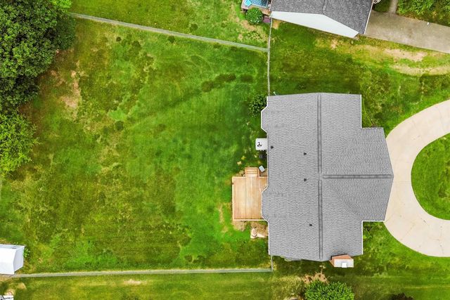114 Fairview Place, Greer, SC 29651