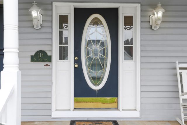 114 Fairview Place, Greer, SC 29651