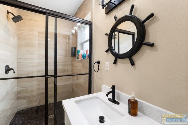 1651 Michigan Ave., Port Isabel, TX 78578