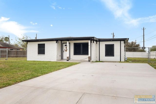 1651 Michigan Ave., Port Isabel, TX 78578