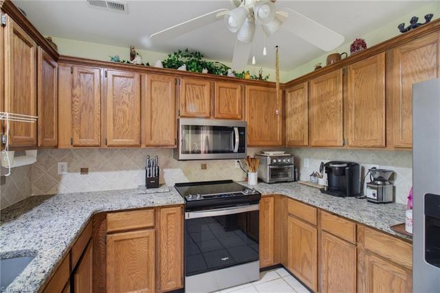 1000 Hastings Hill Road, Kernersville, NC 27284