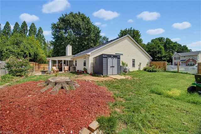 1000 Hastings Hill Road, Kernersville, NC 27284
