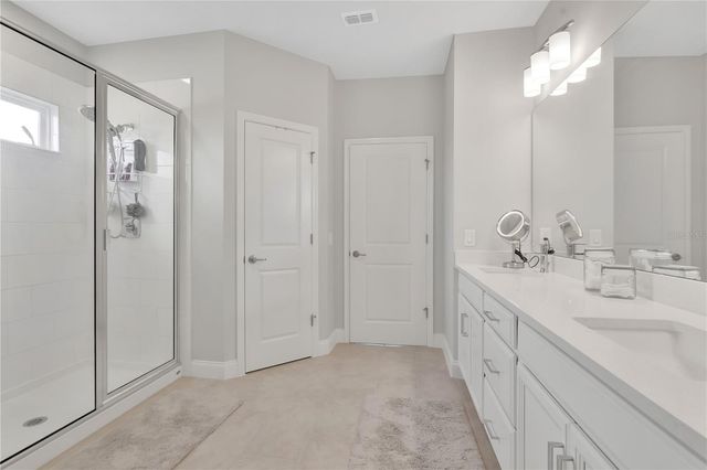 17186 HICKORY WIND DRIVE, Clermont, FL 34711