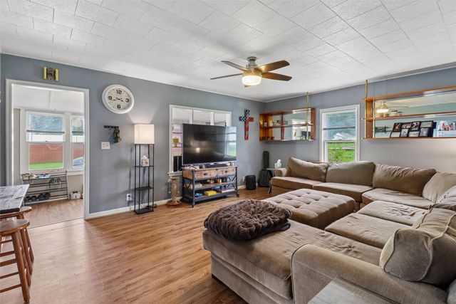 503 E State Street, Corydon, IA 50060