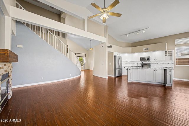 711 N PHEASANT Drive, Gilbert, AZ 85234