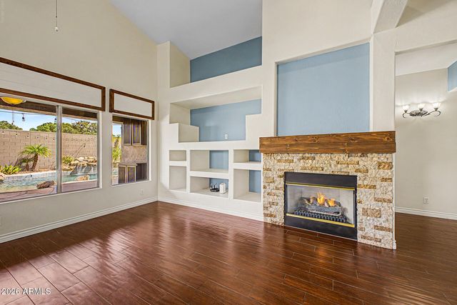 711 N PHEASANT Drive, Gilbert, AZ 85234