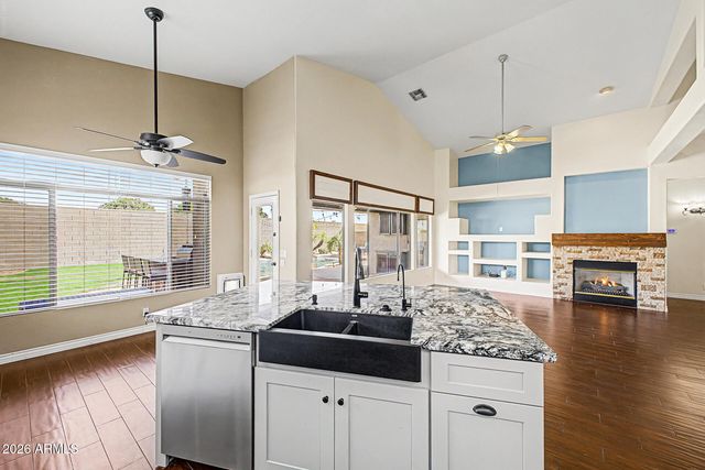 711 N PHEASANT Drive, Gilbert, AZ 85234