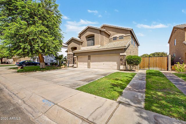 711 N PHEASANT Drive, Gilbert, AZ 85234