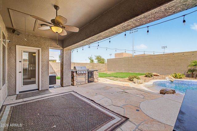 711 N PHEASANT Drive, Gilbert, AZ 85234